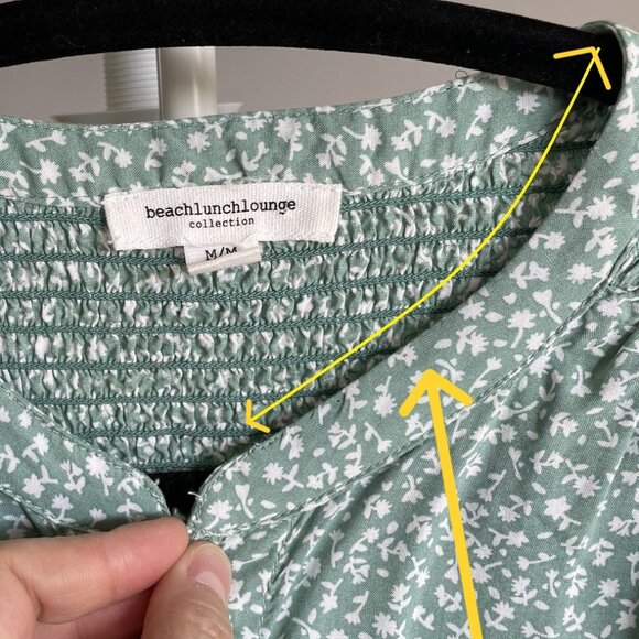 BeachLunchLounge Button Down Shirt Blouse Seafoam Green White Women Medium FLAW - Picture 4 of 13